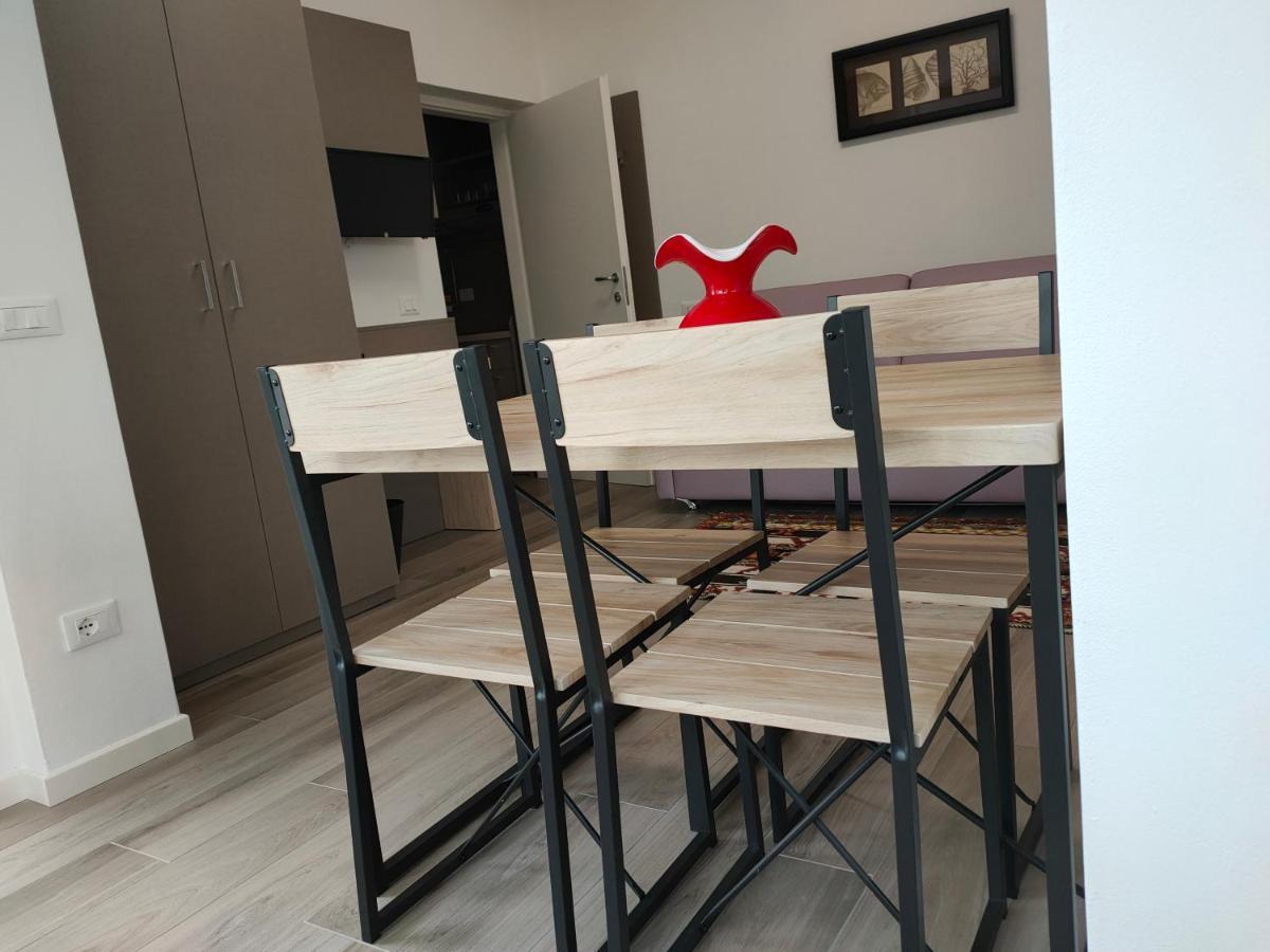 Iris Ar Holiday-Home Peschiera del Garda Eksteriør bilde