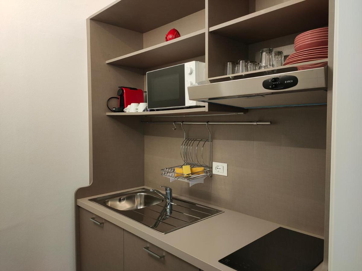Iris Ar Holiday-Home Peschiera del Garda Eksteriør bilde